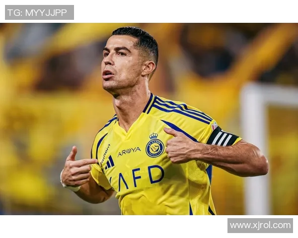 足球巨星脚法解析：从梅西到C罗的技术精髓与技巧展示