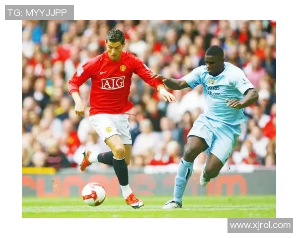 足球球星巧妙眨眼瞬间揭秘背后的心理暗示与战术智慧