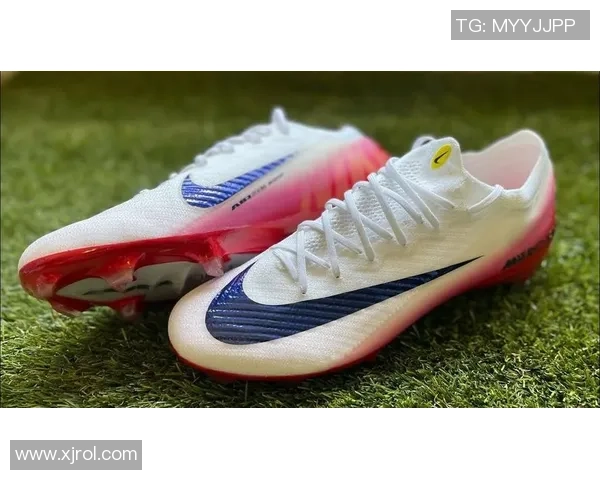 刺客球星足球鞋高清图片展现速度与力量完美融合的竞技之选