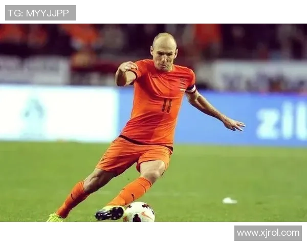 聚焦绿茵场巨星罚球瞬间展现足球运动的力量与激情